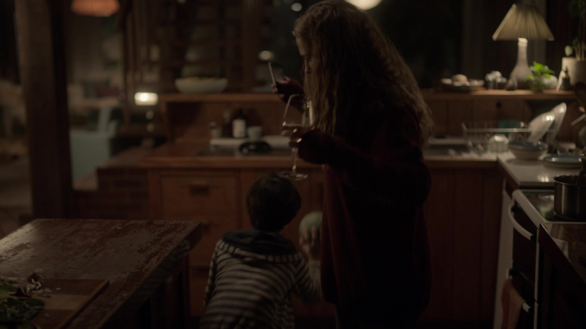 adoringteresap_theclearing_1x04_caps_0112.jpg
