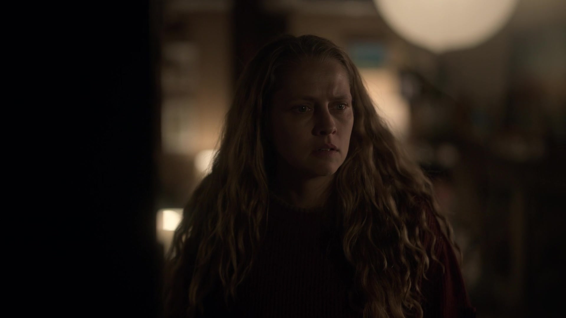 adoringteresap_theclearing_1x04_caps_0162.jpg