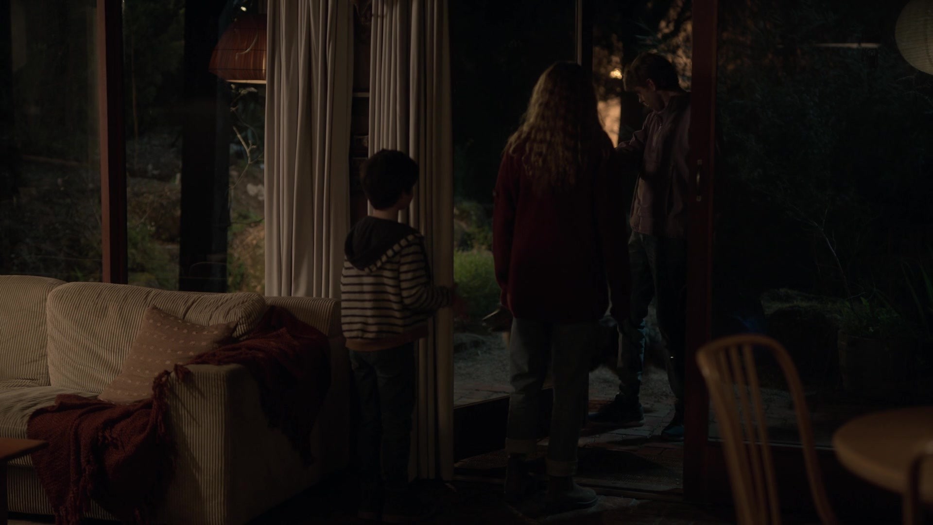 adoringteresap_theclearing_1x04_caps_0166.jpg