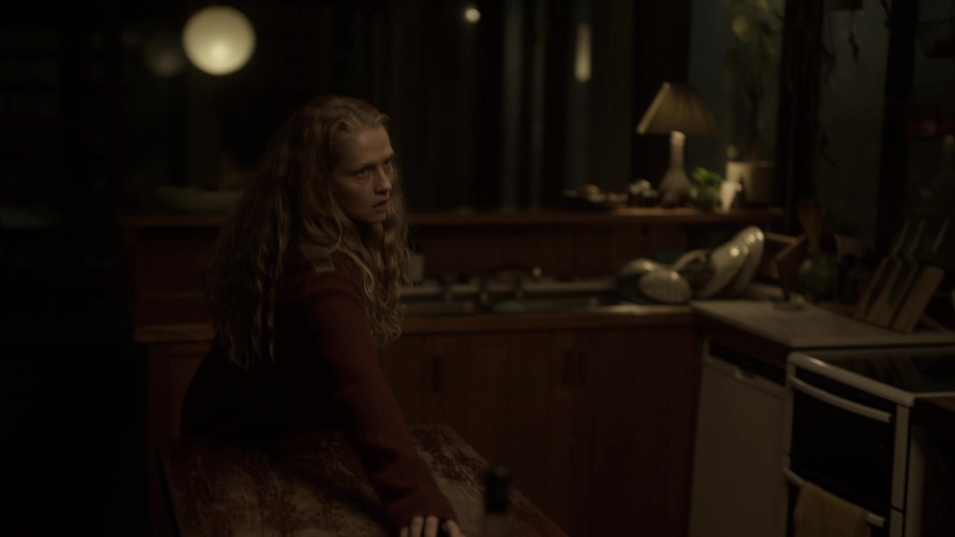 adoringteresap_theclearing_1x04_caps_0234.jpg