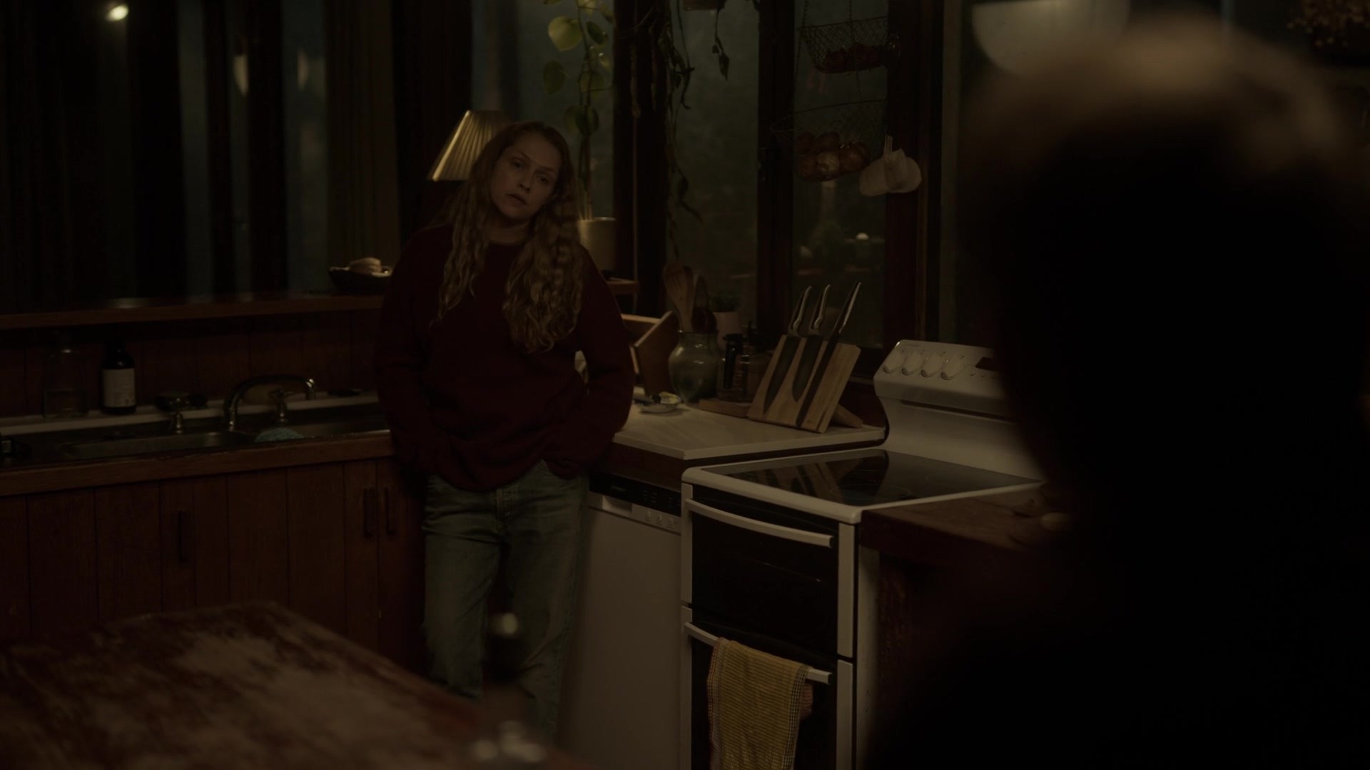 adoringteresap_theclearing_1x04_caps_0249.jpg