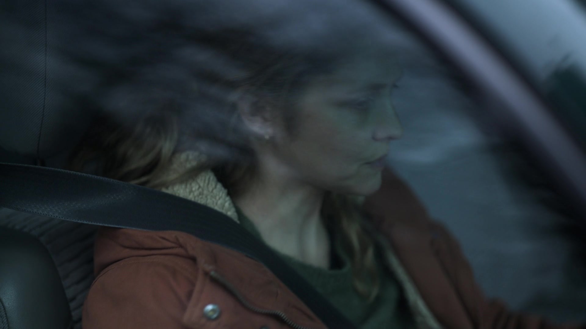 adoringteresap_theclearing_1x04_caps_0332.jpg