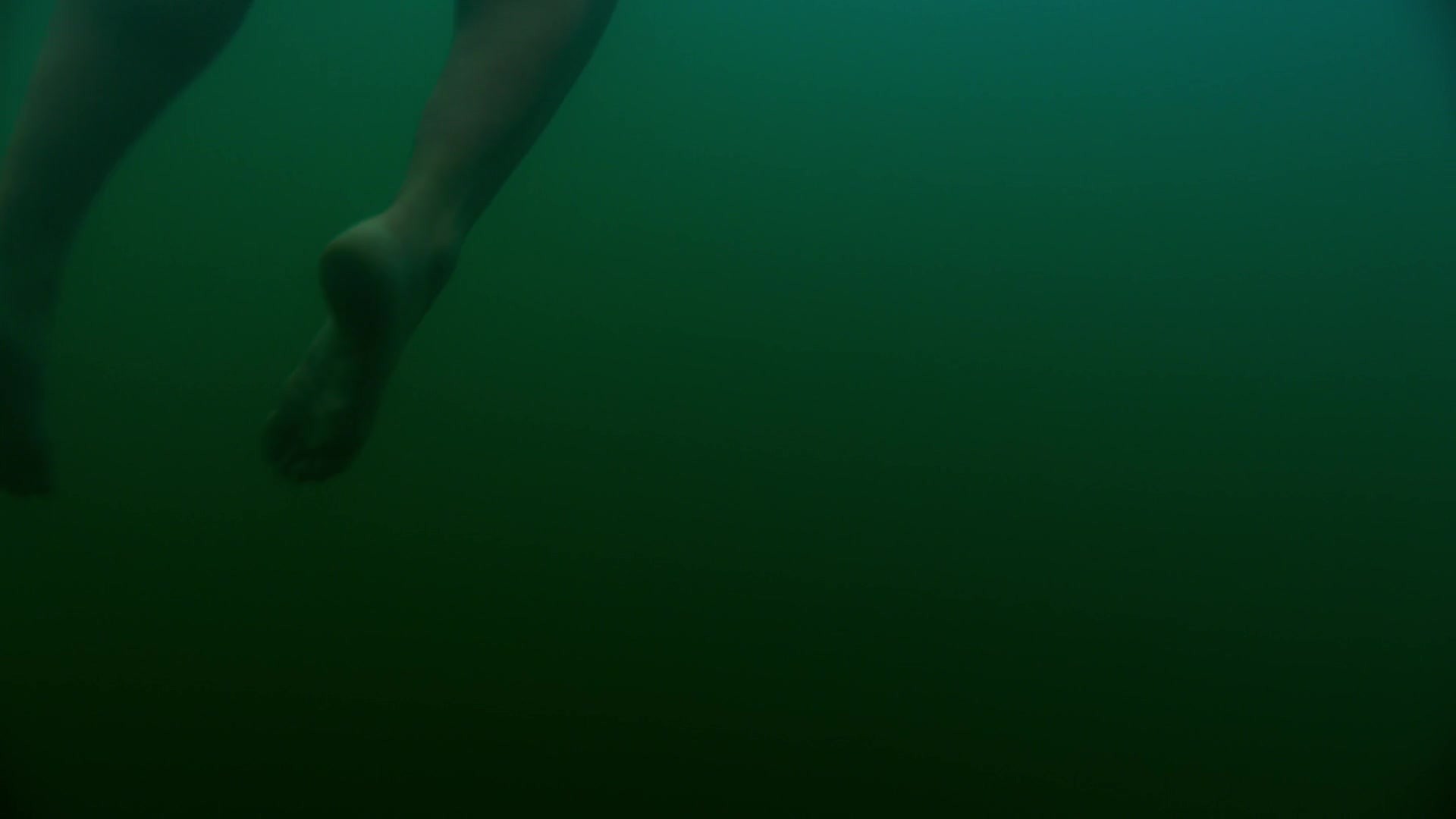 adoringteresap_theclearing_1x04_caps_0350.jpg