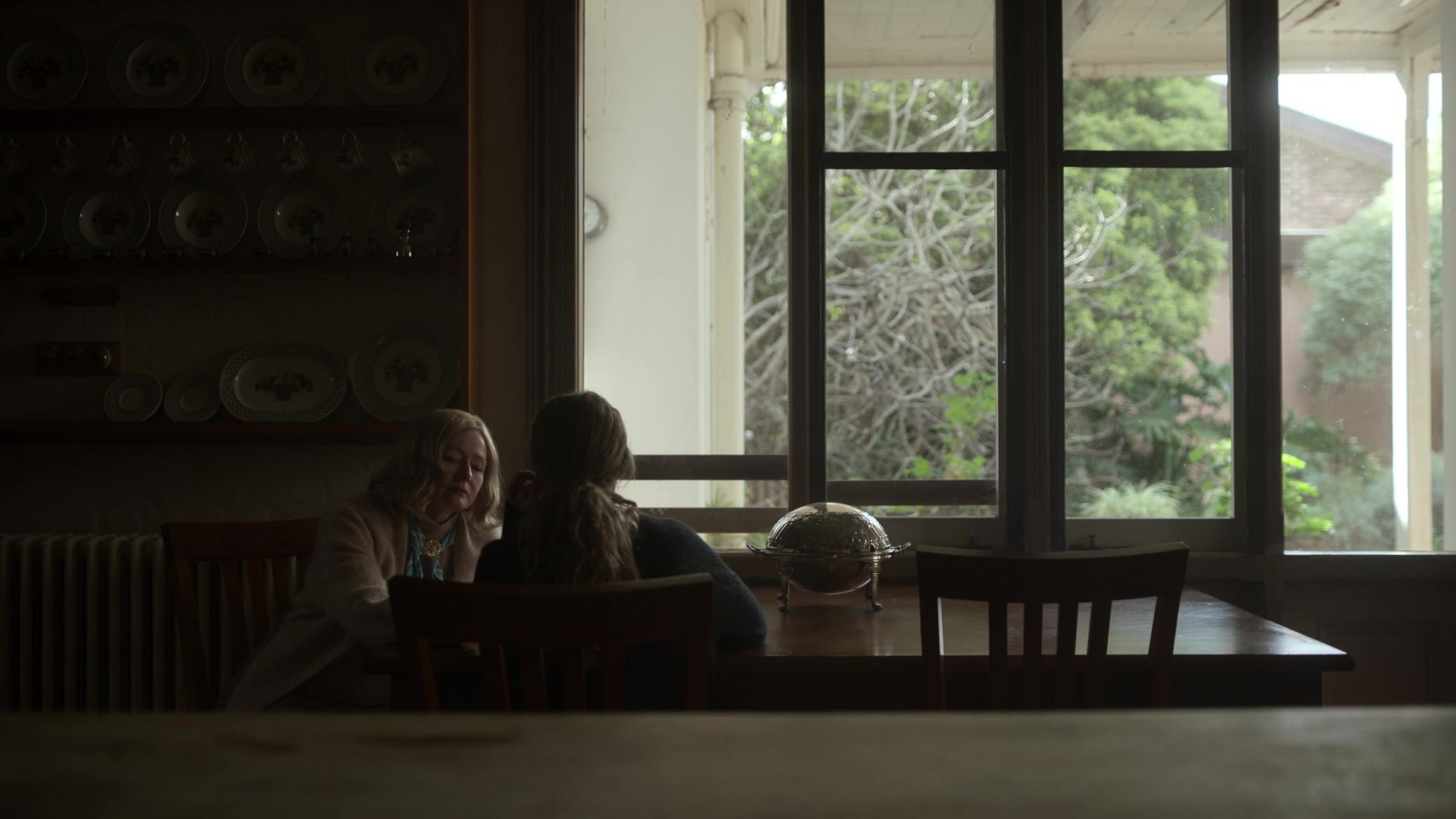 adoringteresap_theclearing_1x04_caps_0426.jpg