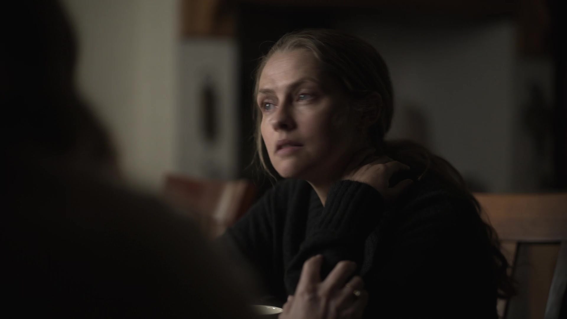 adoringteresap_theclearing_1x04_caps_0431.jpg