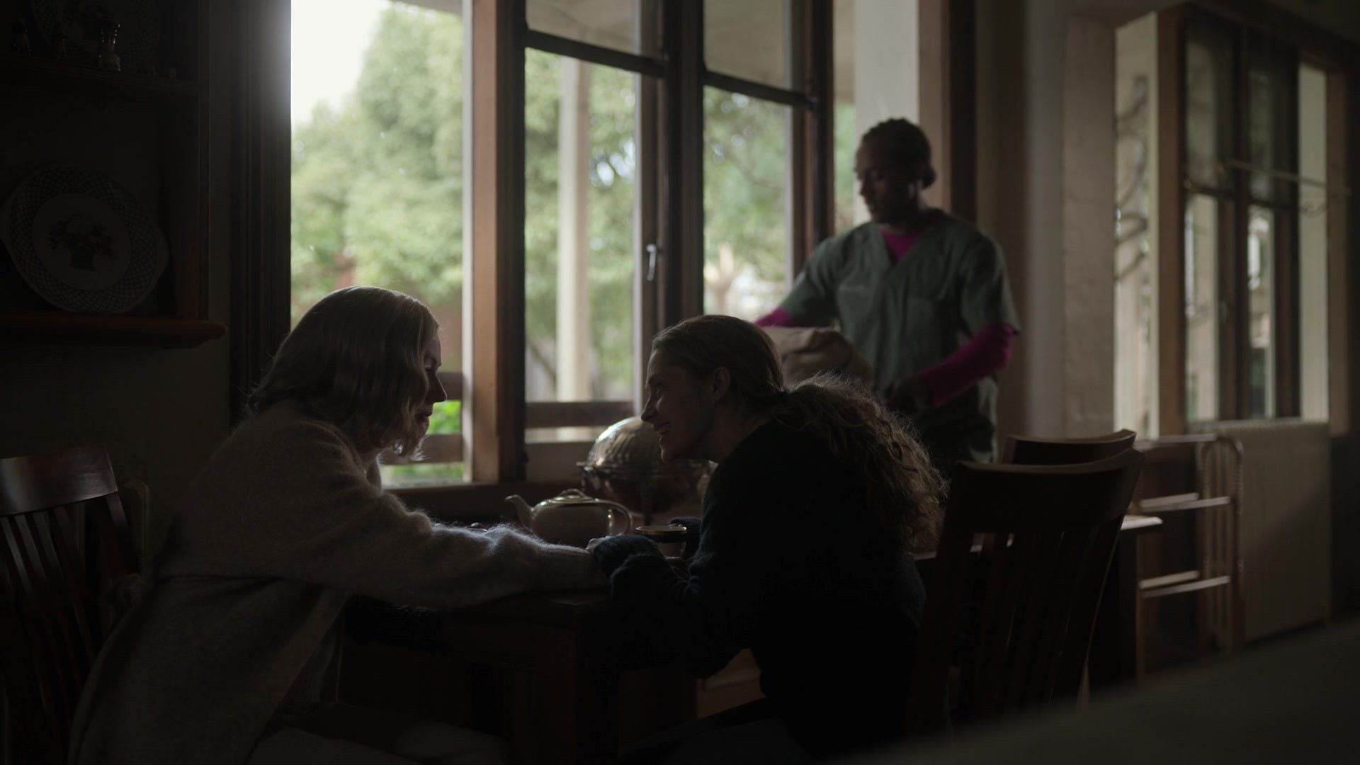 adoringteresap_theclearing_1x04_caps_0434.jpg