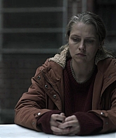 adoringteresap_theclearing_1x04_caps_0045.jpg
