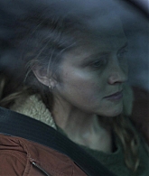 adoringteresap_theclearing_1x04_caps_0329.jpg