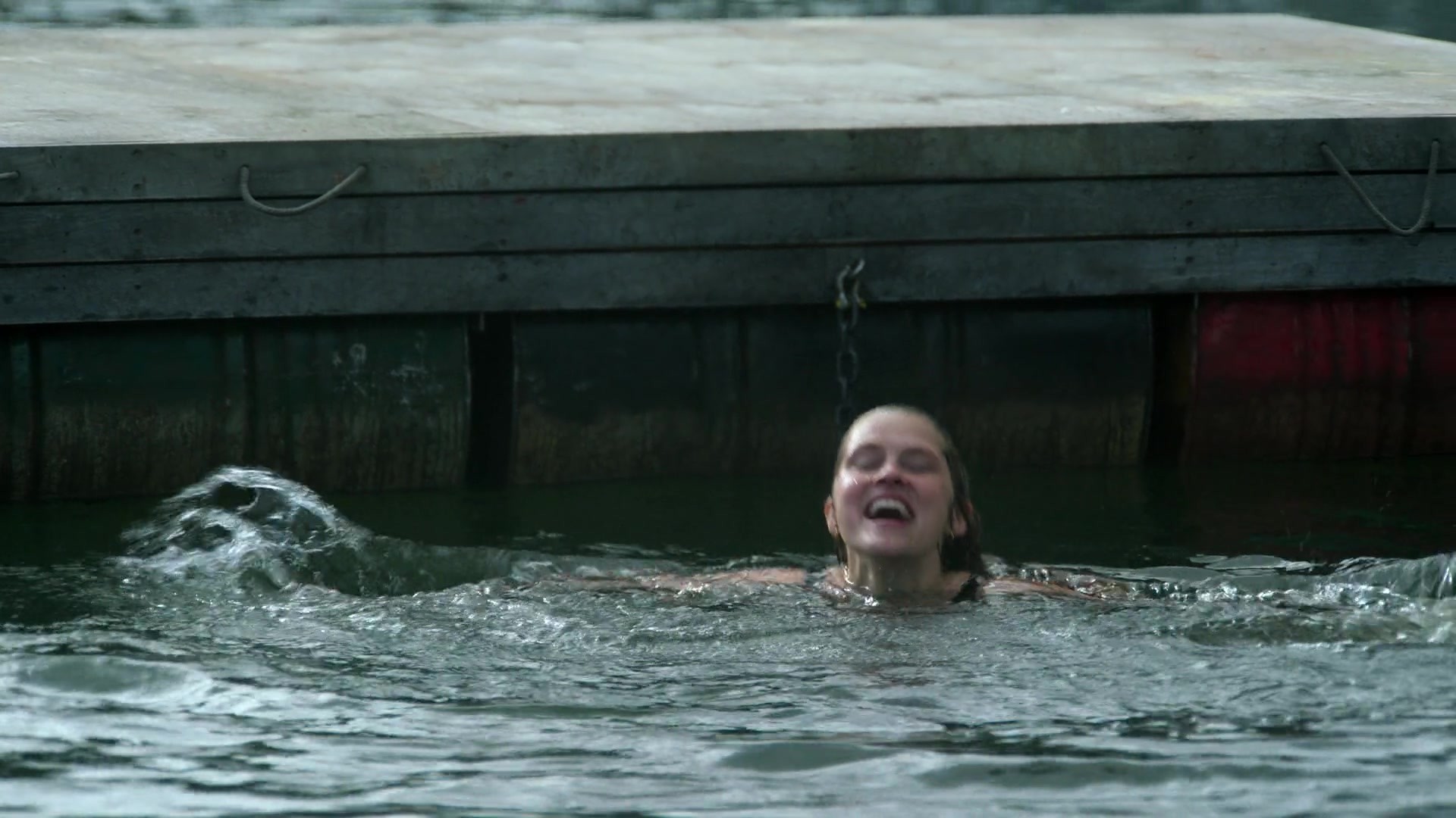 adoringteresap_theclearing_1x07_caps_0788.jpg