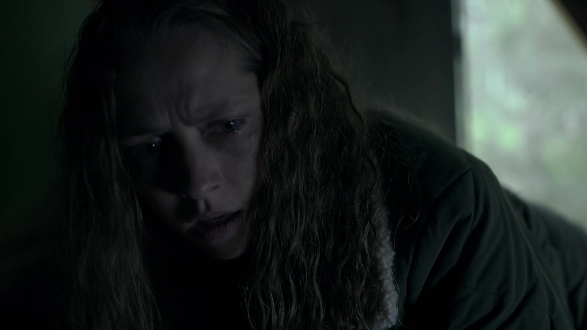 adoringteresap_theclearing_1x08_caps_0046.jpg