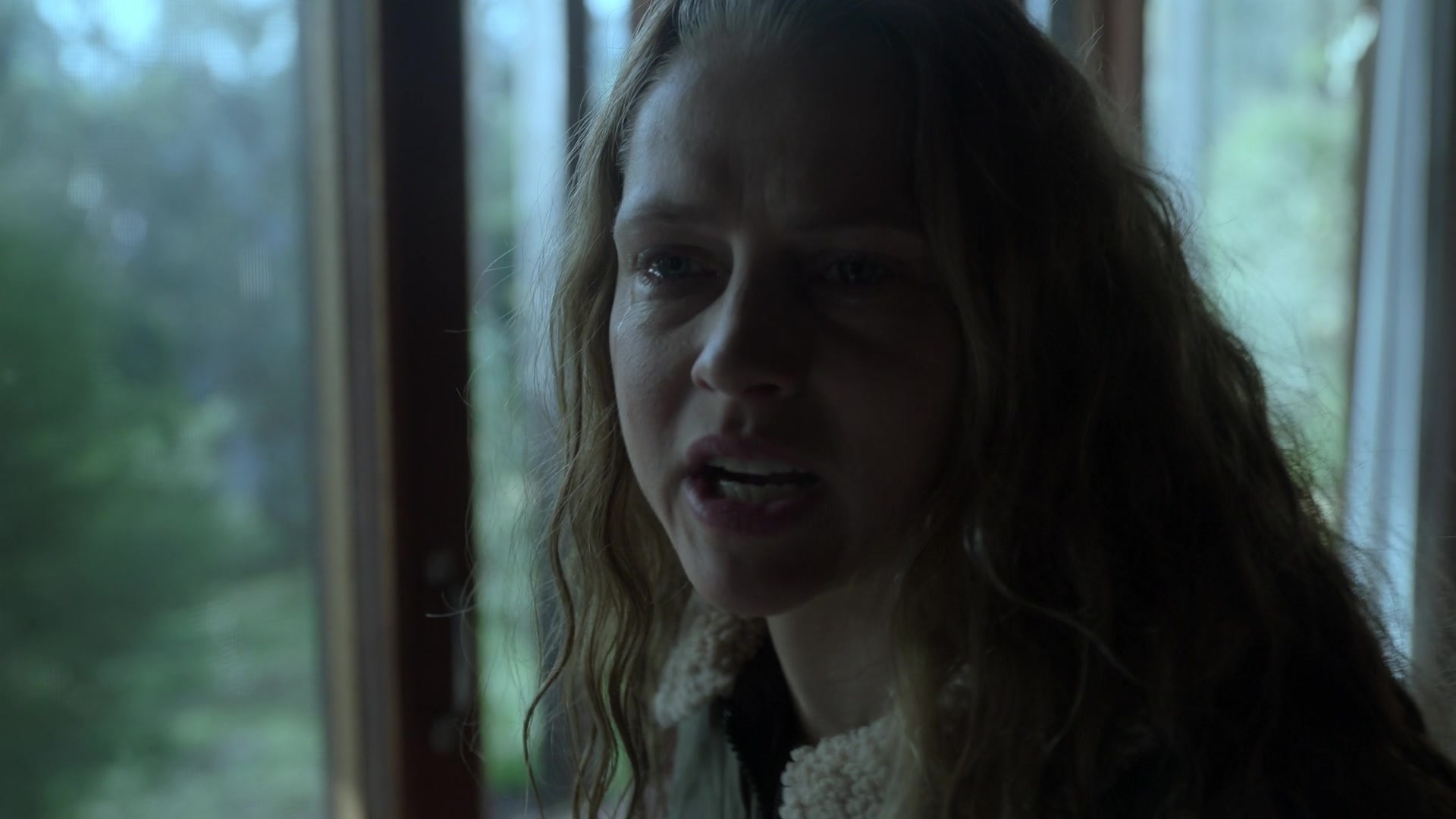 adoringteresap_theclearing_1x08_caps_0073.jpg