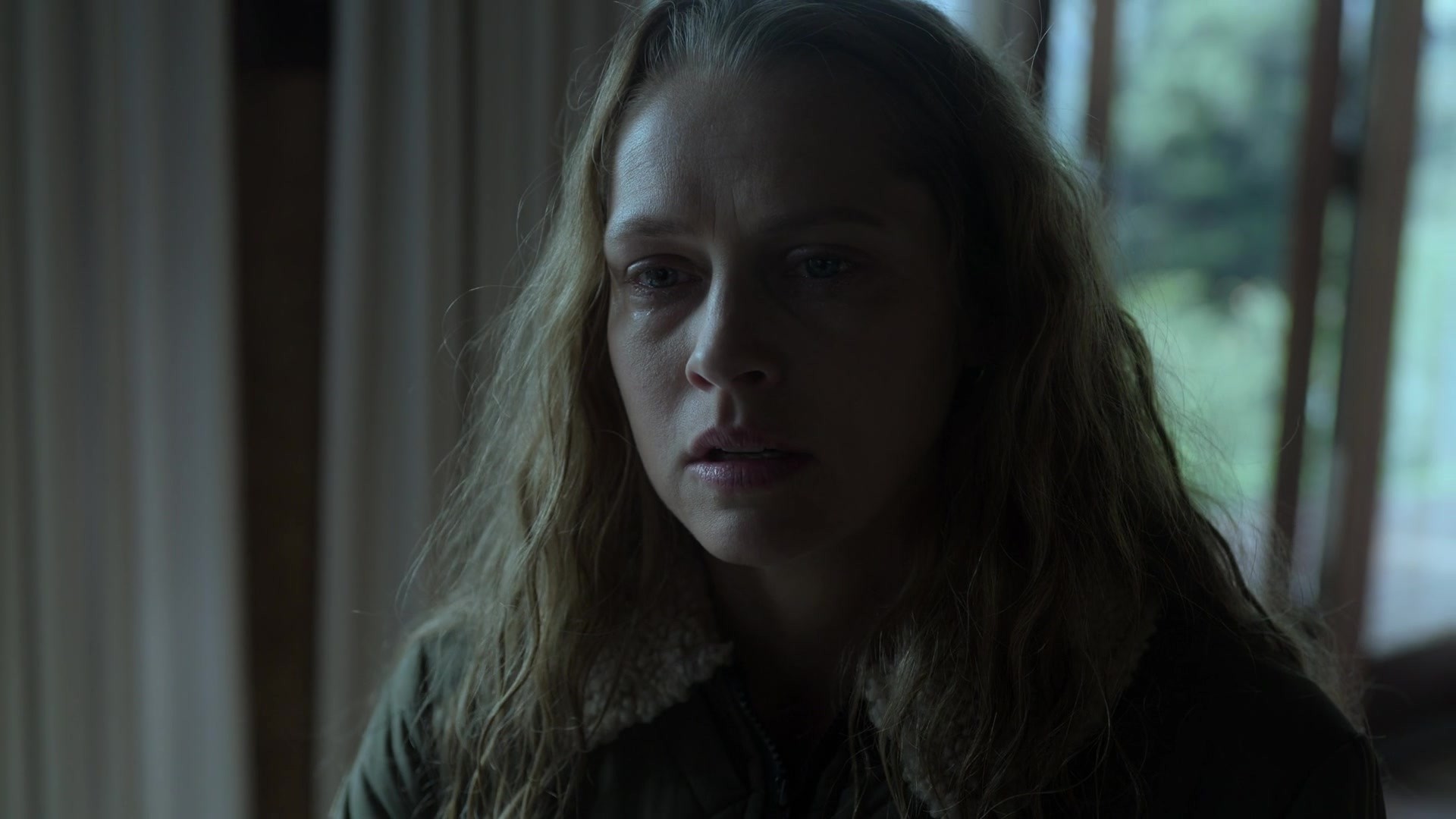 adoringteresap_theclearing_1x08_caps_0089.jpg