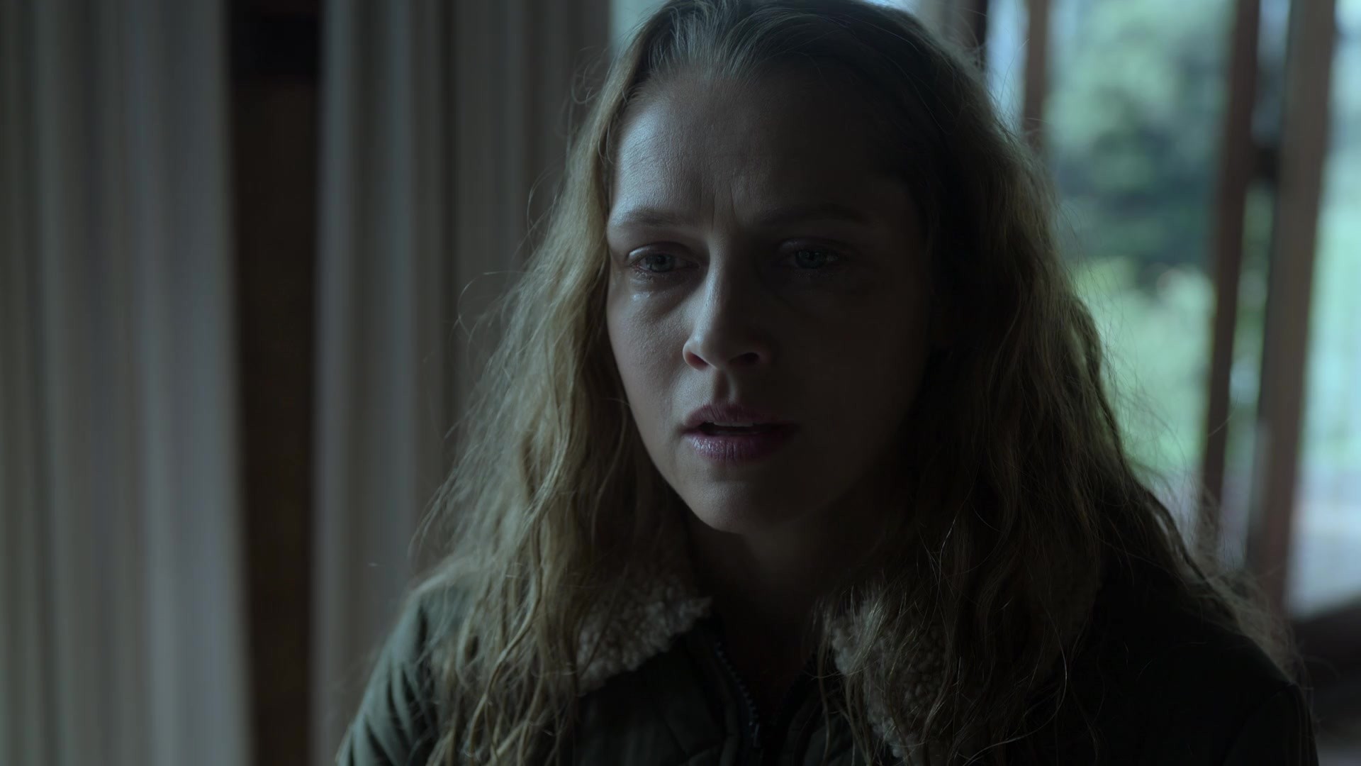 adoringteresap_theclearing_1x08_caps_0092.jpg