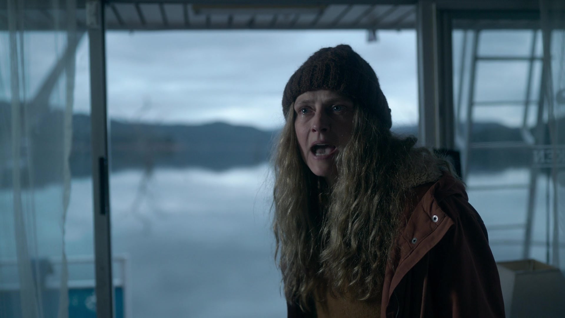 adoringteresap_theclearing_1x08_caps_0236.jpg