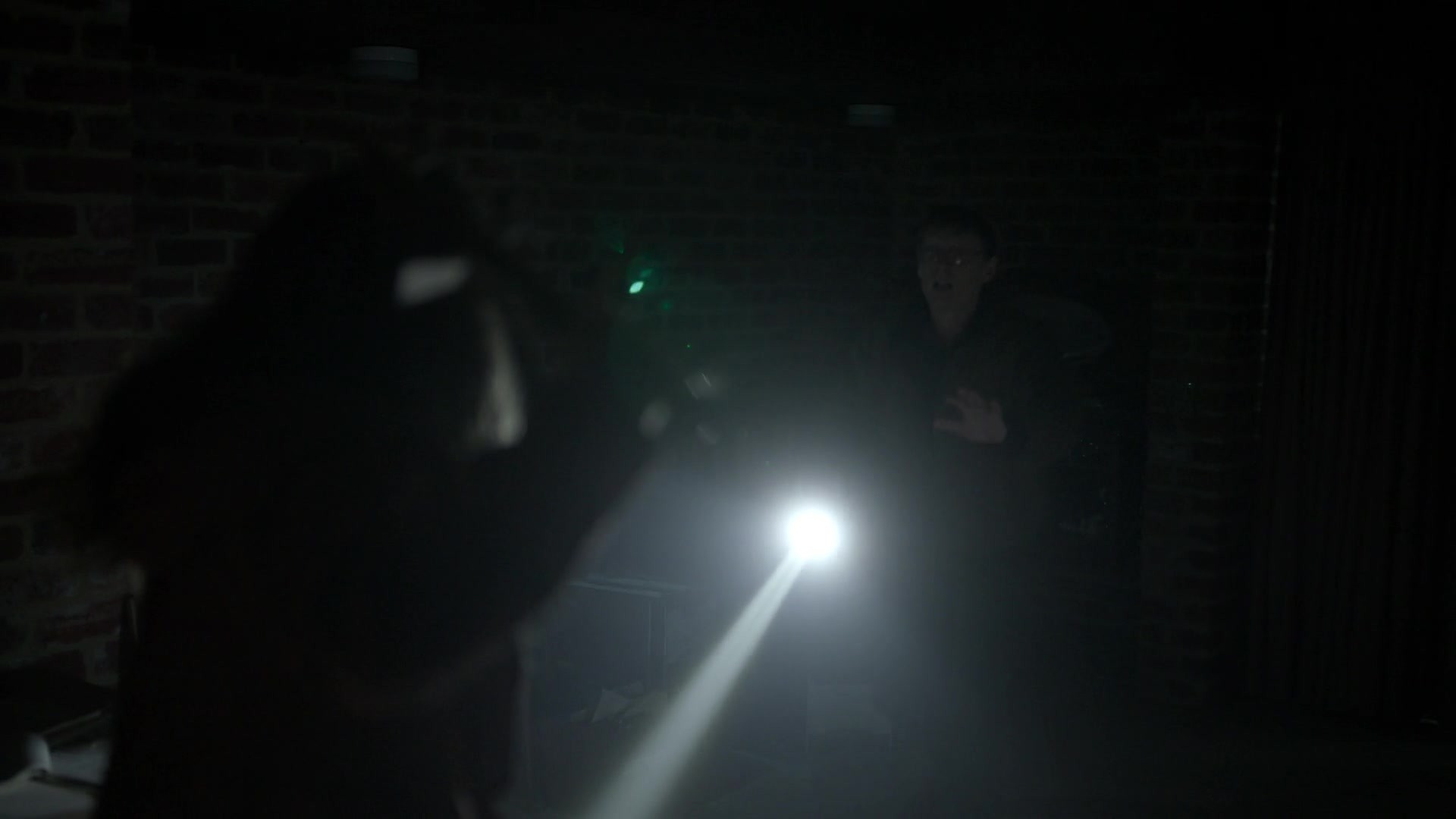 adoringteresap_theclearing_1x08_caps_0317.jpg