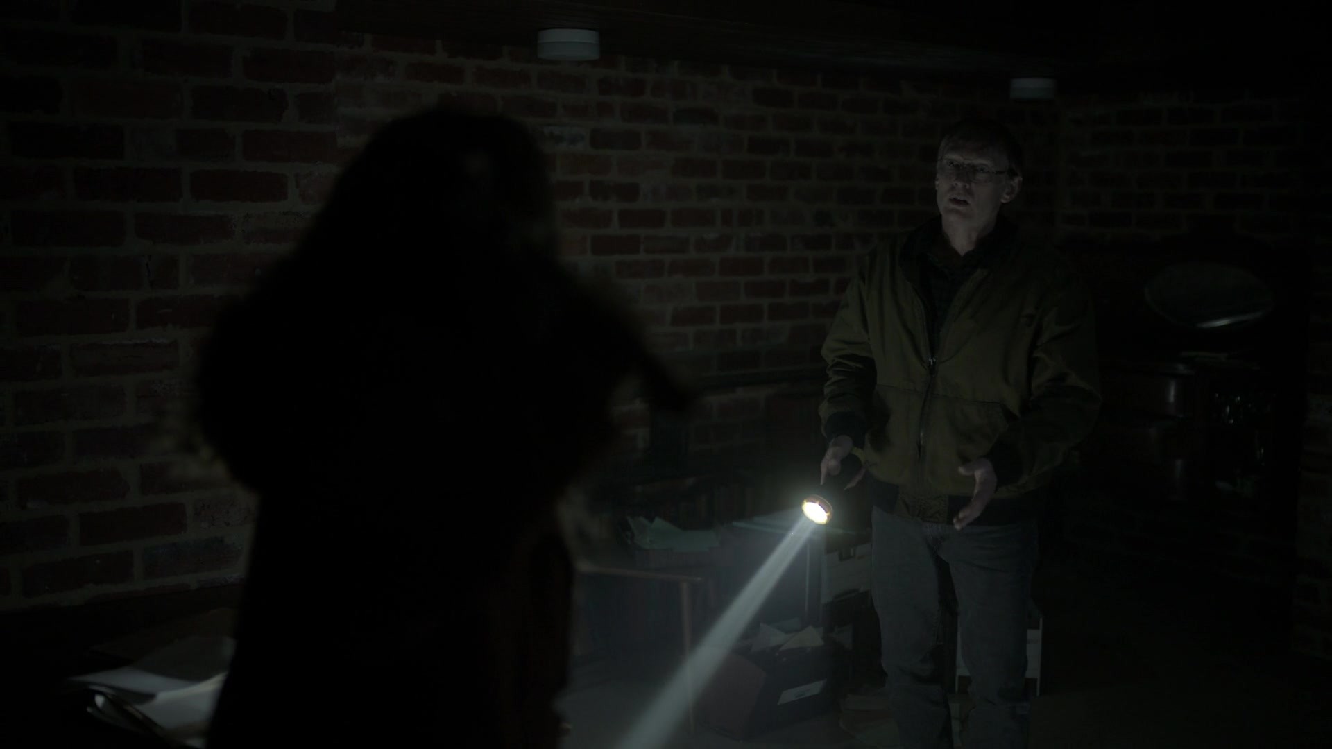 adoringteresap_theclearing_1x08_caps_0322.jpg