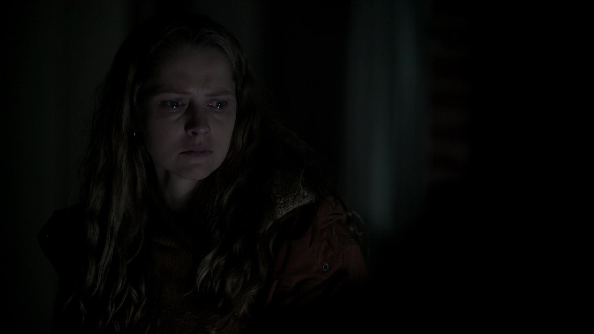 adoringteresap_theclearing_1x08_caps_0341.jpg