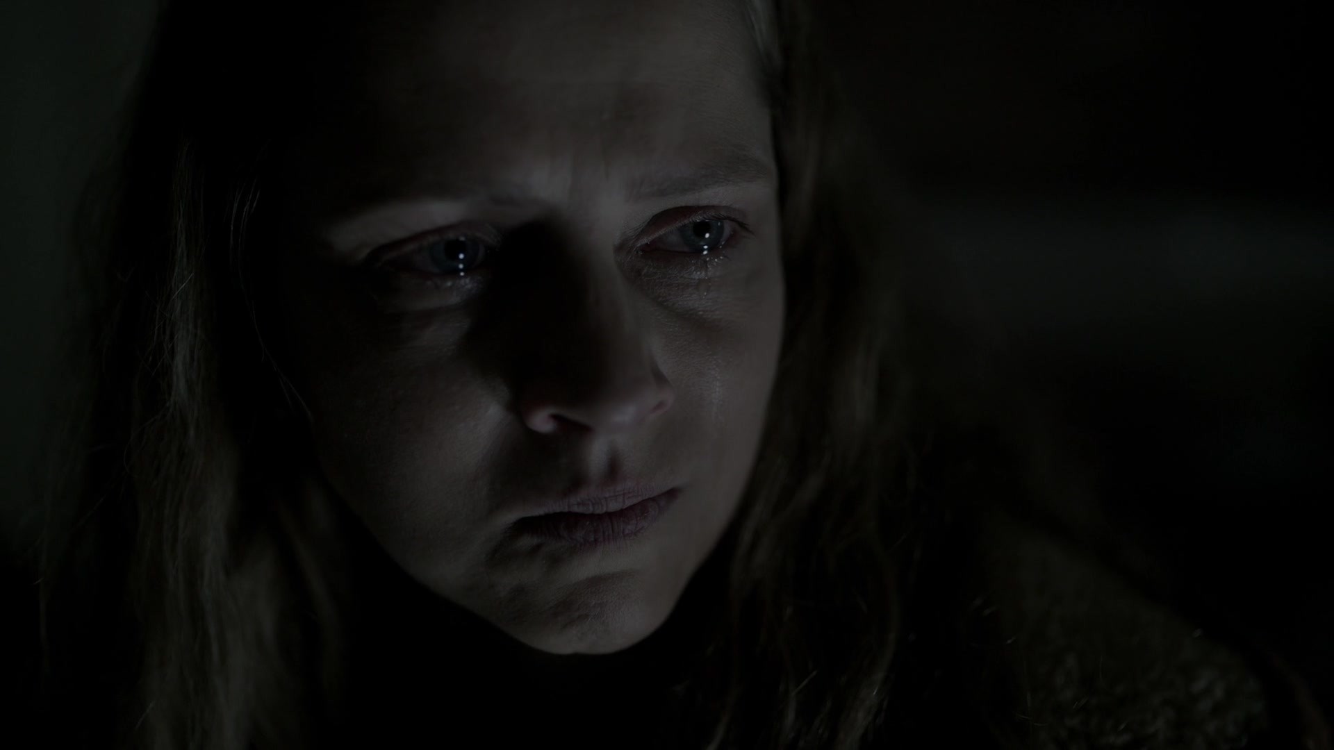 adoringteresap_theclearing_1x08_caps_0362.jpg