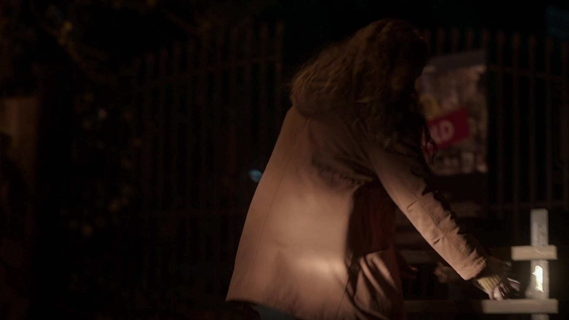 adoringteresap_theclearing_1x08_caps_0380.jpg