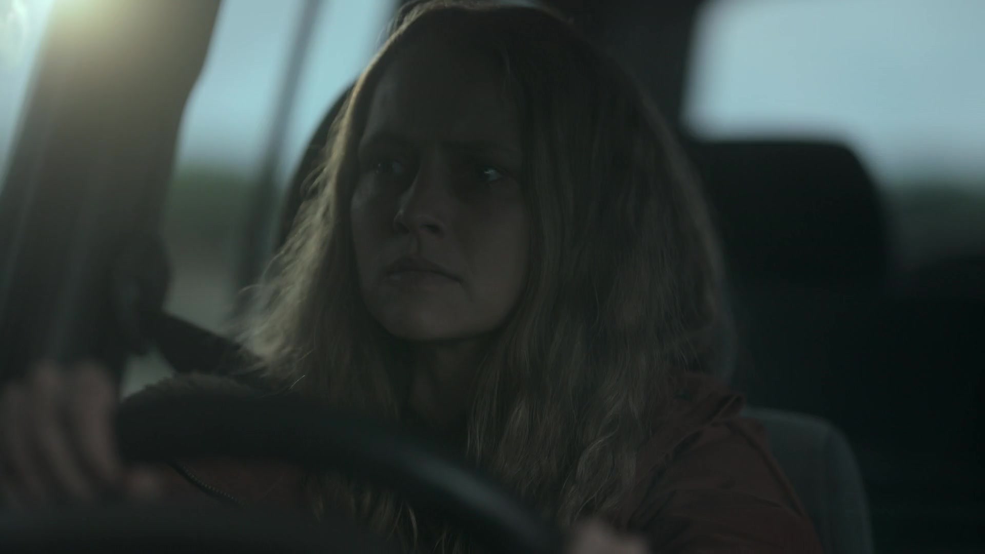 adoringteresap_theclearing_1x08_caps_0392.jpg