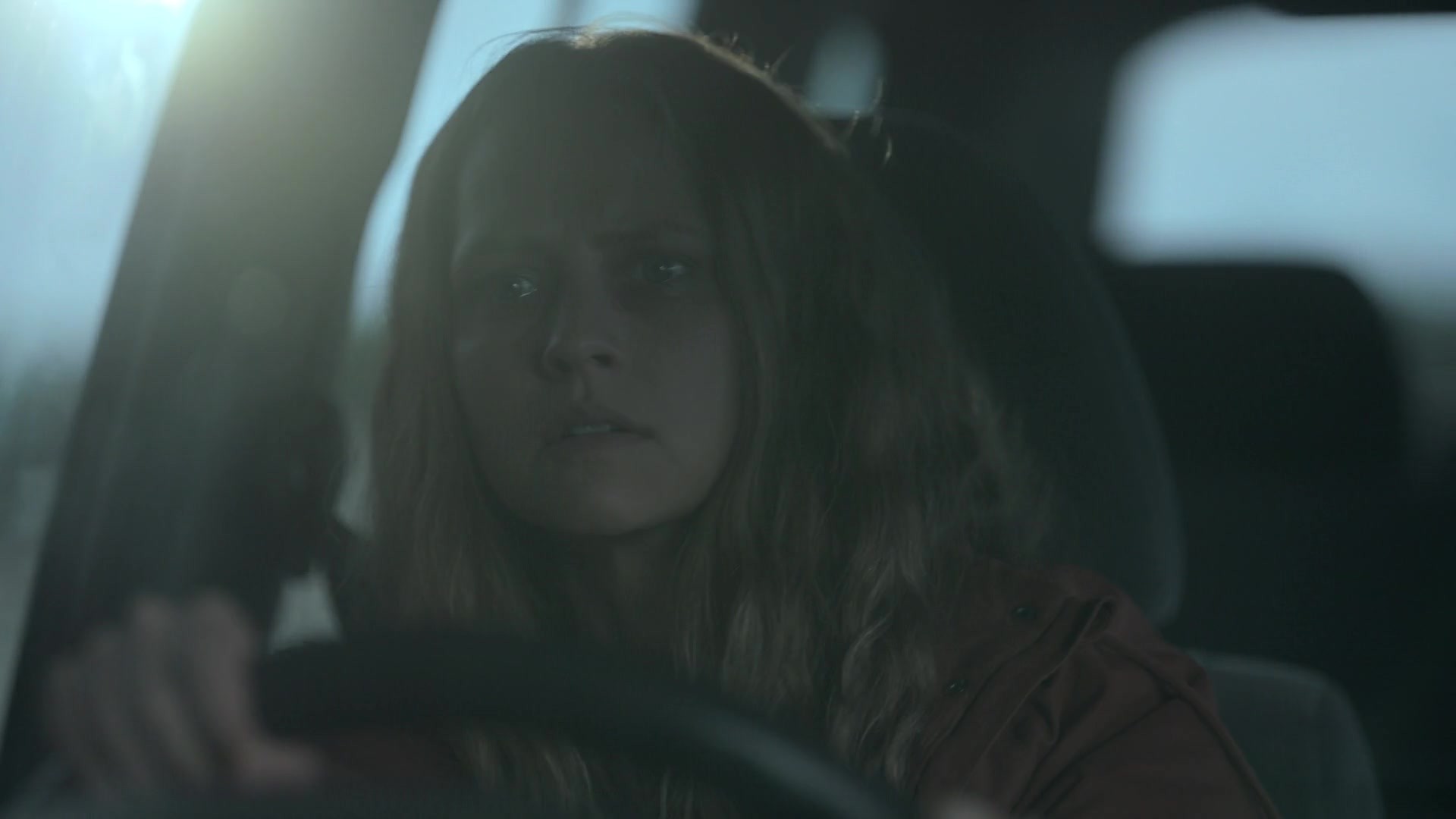 adoringteresap_theclearing_1x08_caps_0396.jpg