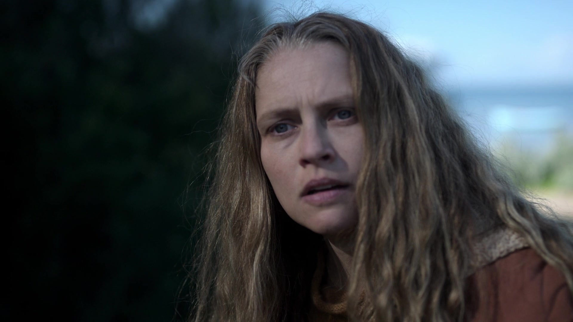 adoringteresap_theclearing_1x08_caps_0446.jpg