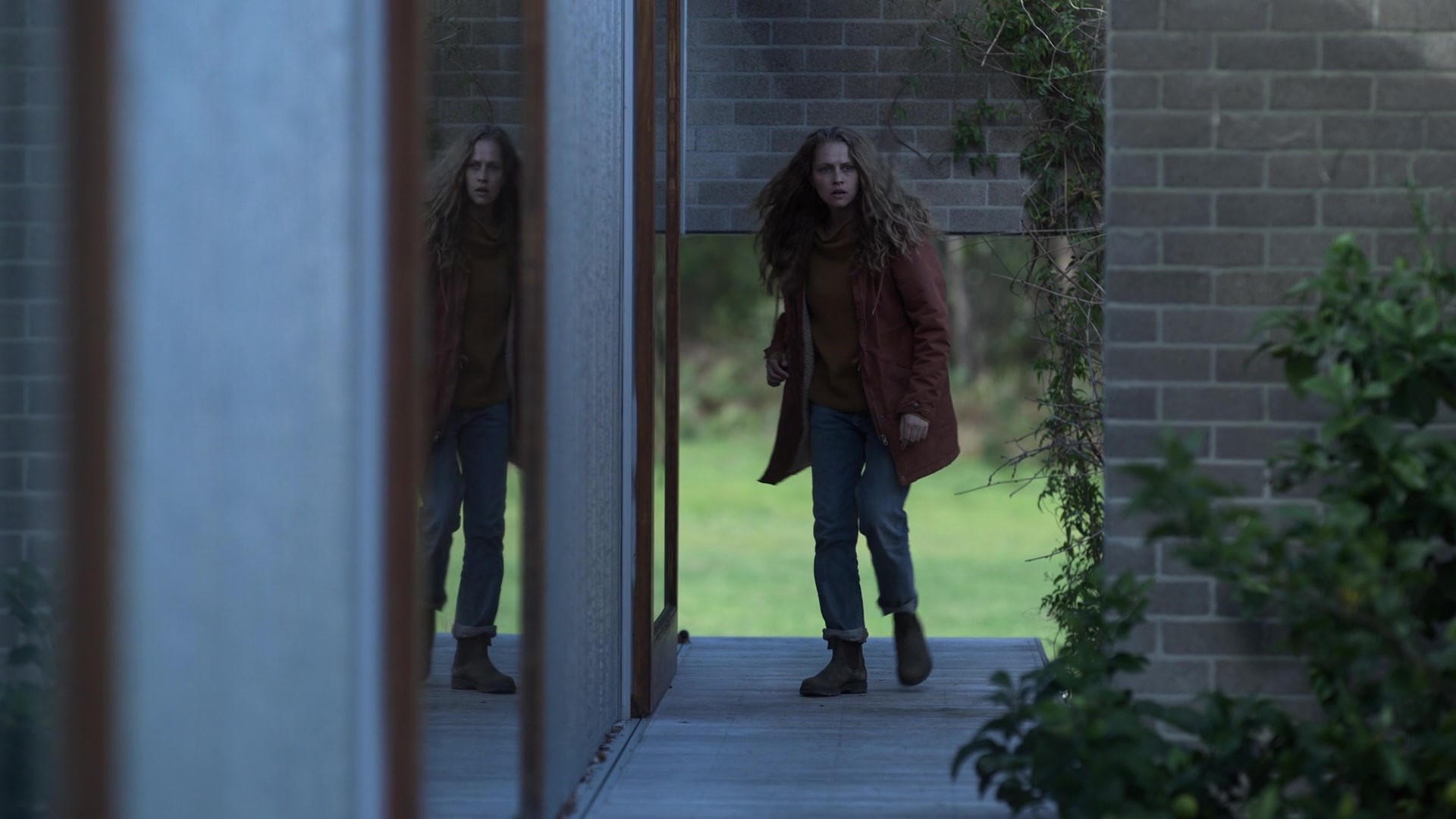 adoringteresap_theclearing_1x08_caps_0479.jpg