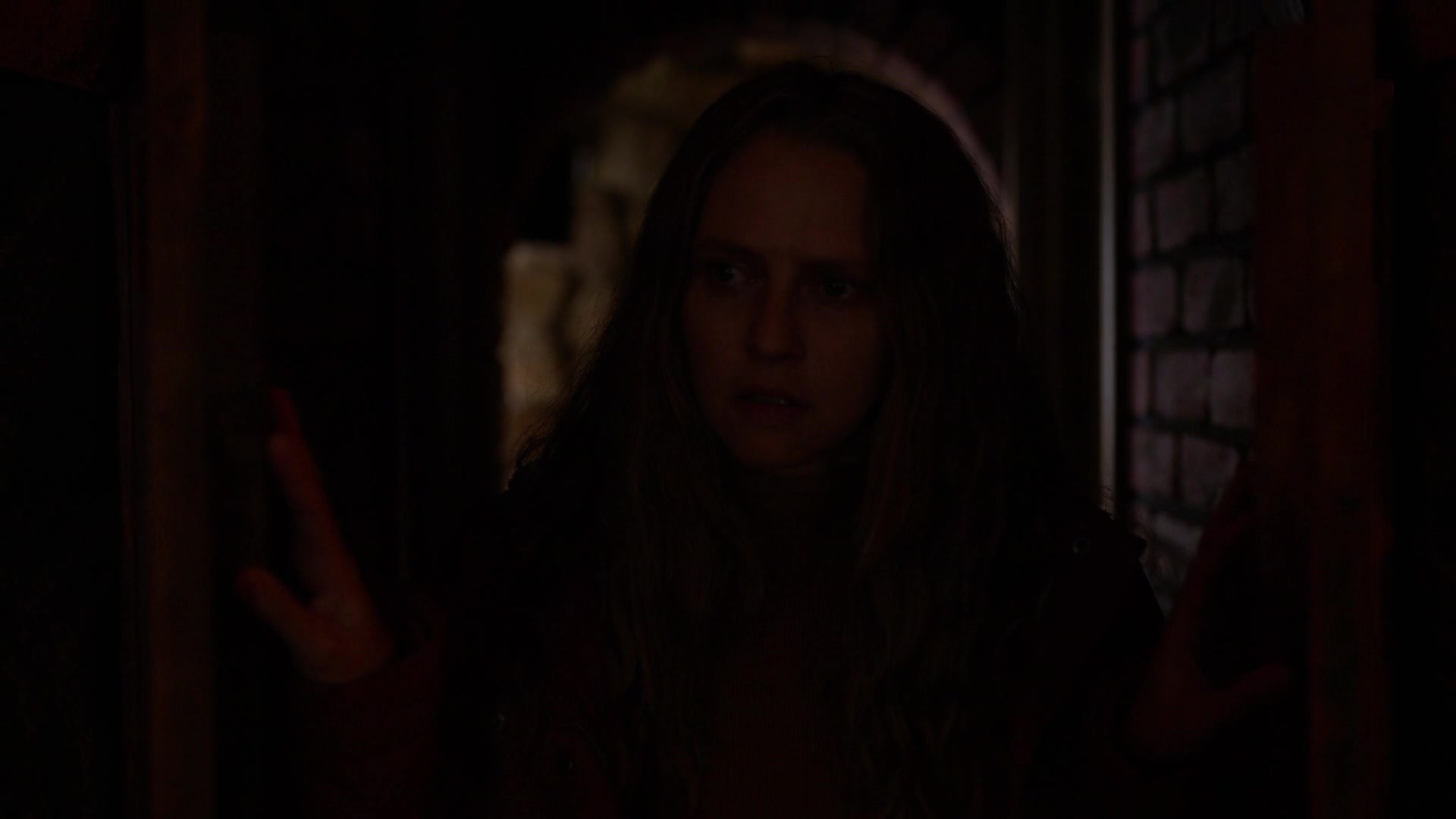 adoringteresap_theclearing_1x08_caps_0582.jpg