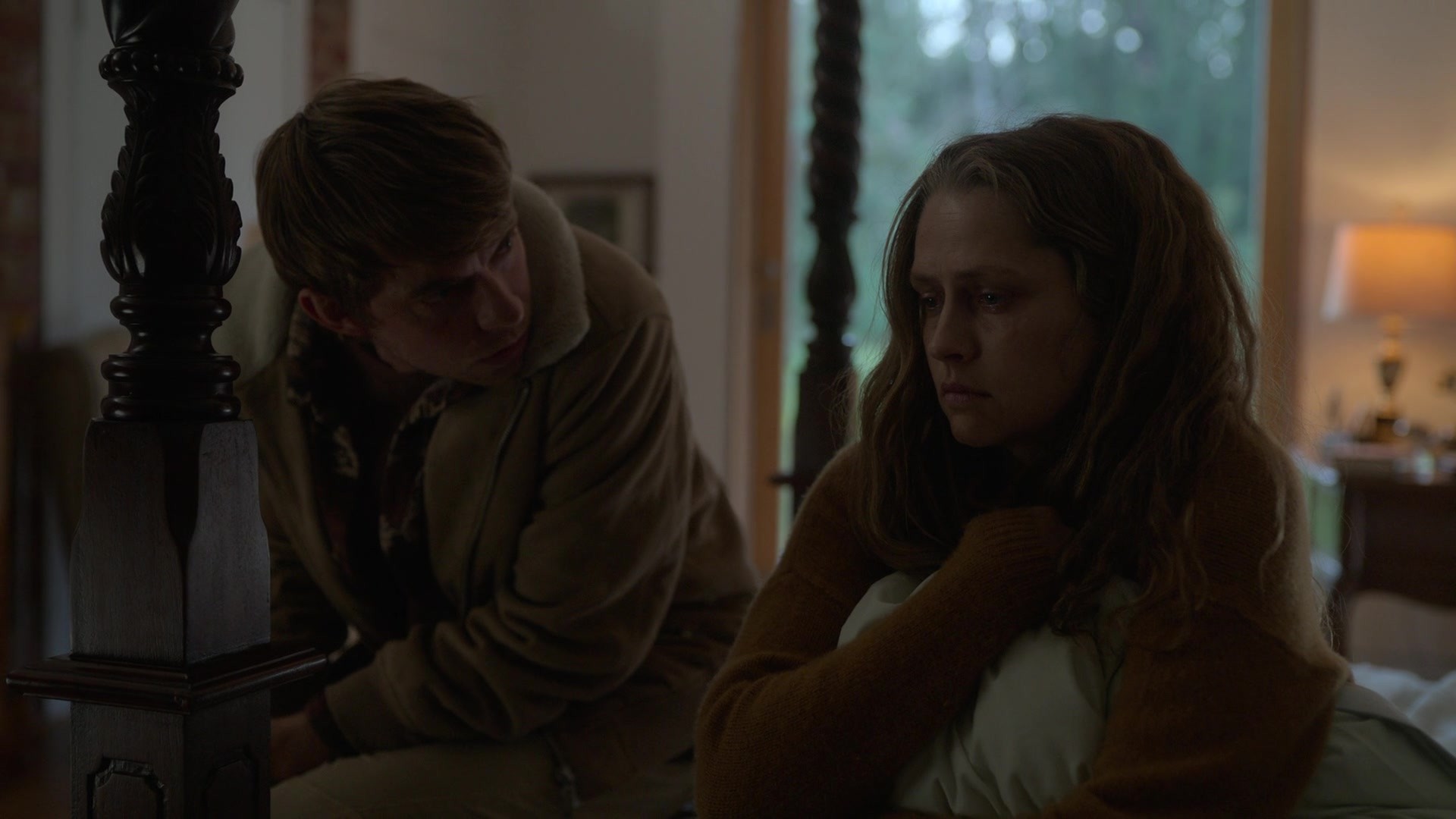 adoringteresap_theclearing_1x08_caps_0753.jpg