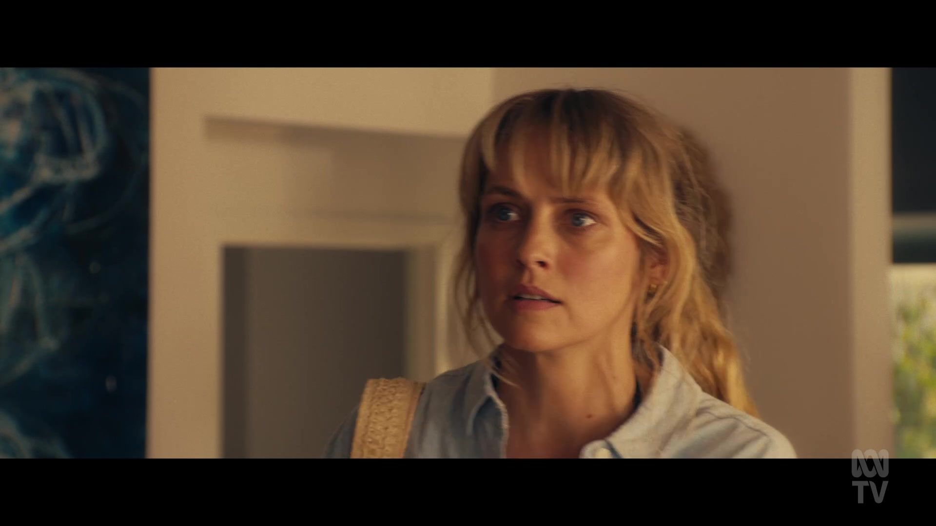 adoringteresap_thefamilynextdoor_1x01_0481.jpg adoringteresap_thefamilynextdoor_1x01_0481.jpg