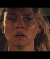 adoringteresap_thefamilynextdoor_1x01_0034.jpg