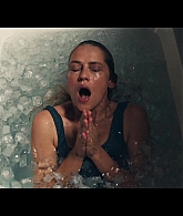adoringteresap_thefamilynextdoor_1x01_0398.jpg