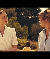 adoringteresap_thefamilynextdoor_1x01_0529.jpg