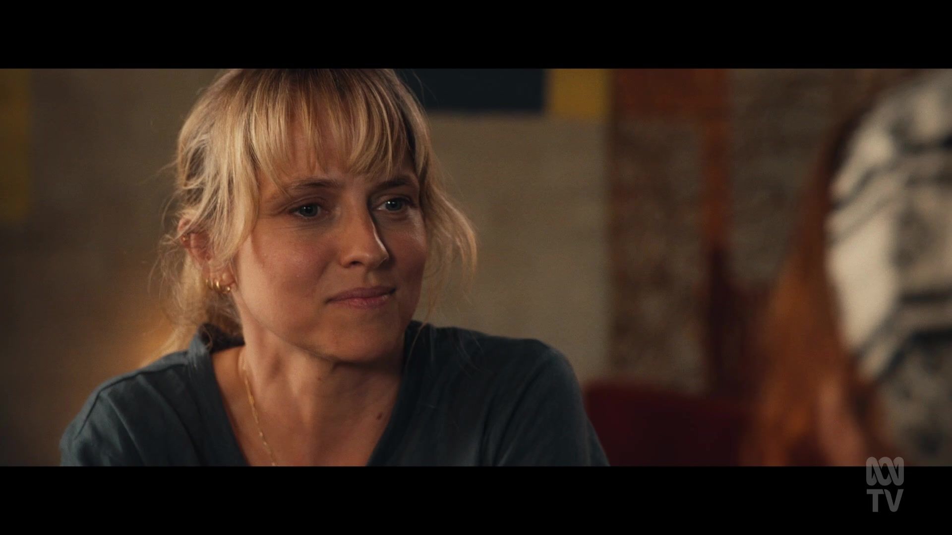 adoringteresap_thefamilynextdoor_1x03_0453.jpg