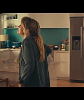 adoringteresap_thefamilynextdoor_1x03_0400.jpg