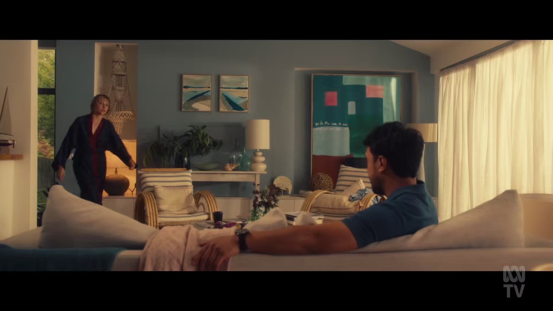adoringteresap_thefamilynextdoor_1x04_0077.jpg