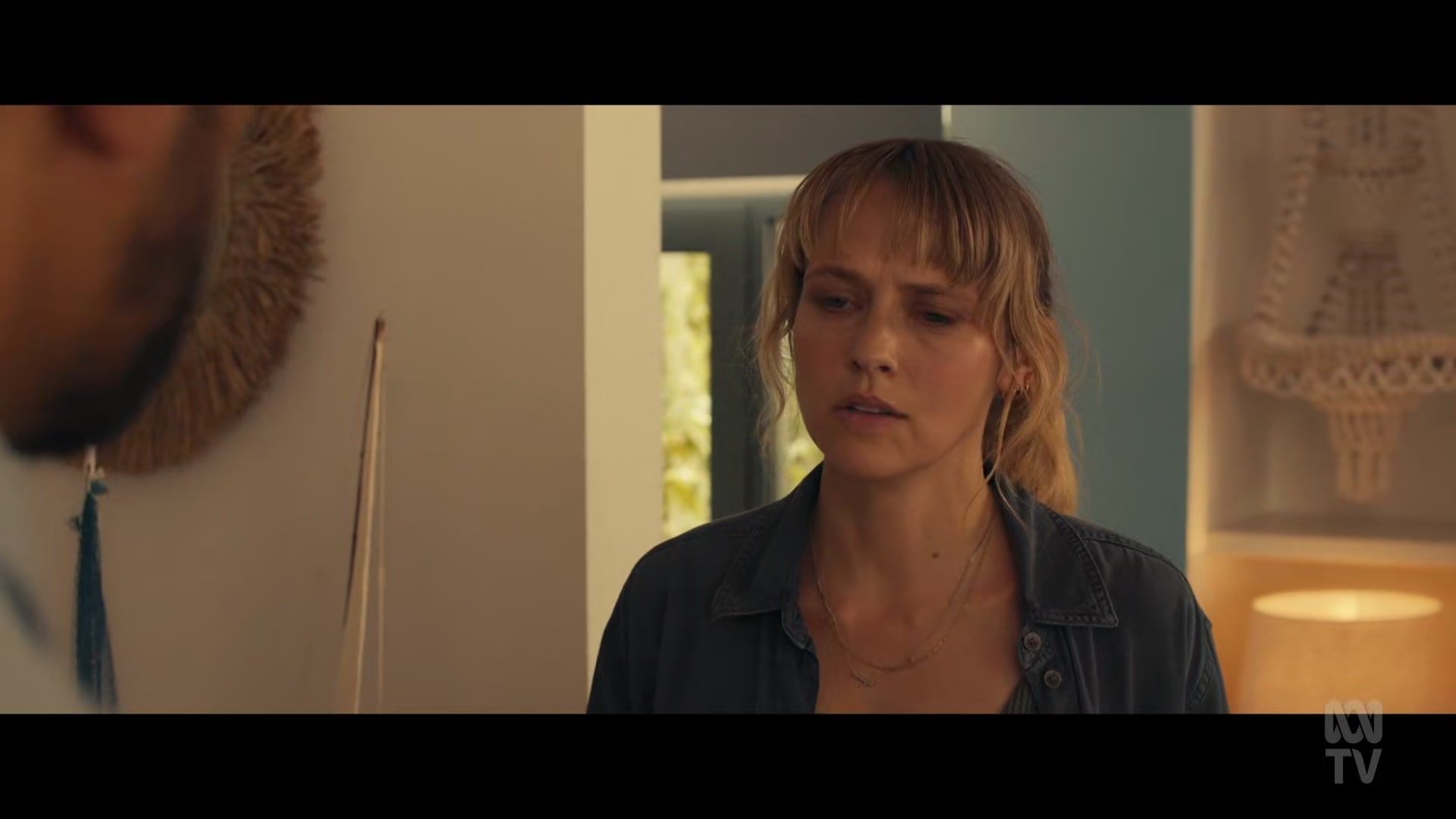 adoringteresap_thefamilynextdoor_1x04_0595.jpg