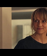 adoringteresap_thefamilynextdoor_1x04_0180.jpg