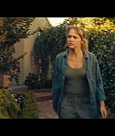 adoringteresap_thefamilynextdoor_1x04_0609.jpg