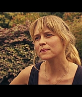 adoringteresap_thefamilynextdoor_1x05_0049.jpg