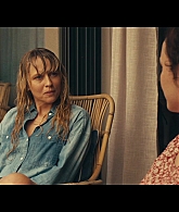 adoringteresap_thefamilynextdoor_1x05_0318.jpg