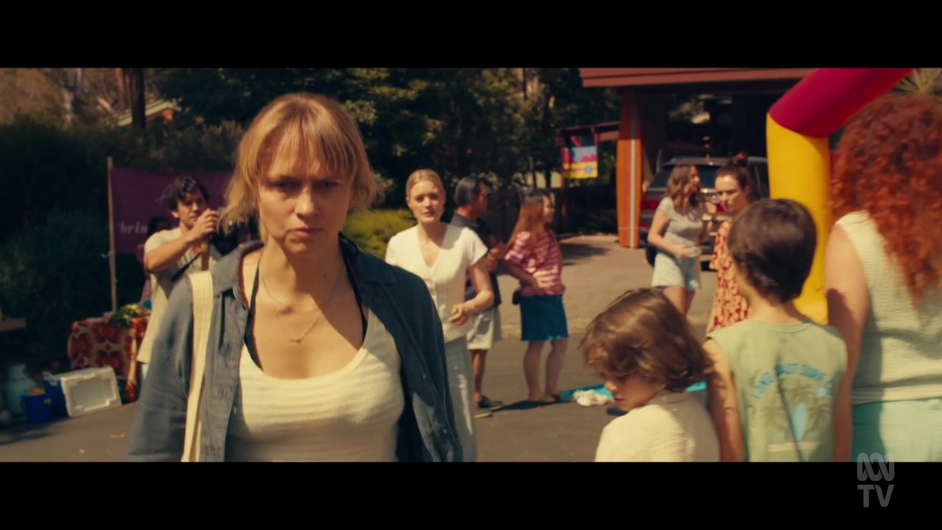 adoringteresap_thefamilynextdoor_1x06_caps_0272.jpg adoringteresap_thefamilynextdoor_1x06_caps_0272.jpg