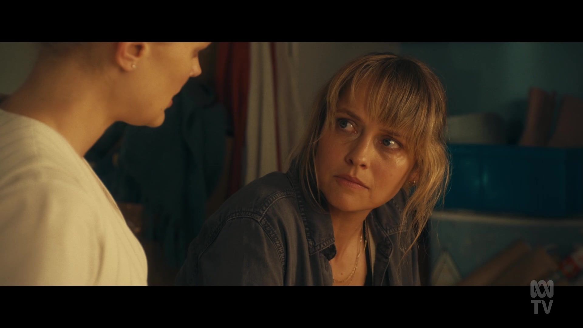 adoringteresap_thefamilynextdoor_1x06_caps_0314.jpg adoringteresap_thefamilynextdoor_1x06_caps_0314.jpg