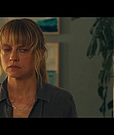 adoringteresap_thefamilynextdoor_1x06_caps_0137.jpg