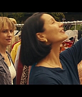adoringteresap_thefamilynextdoor_1x06_caps_0201.jpg