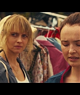 adoringteresap_thefamilynextdoor_1x06_caps_0224.jpg