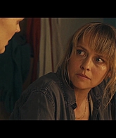 adoringteresap_thefamilynextdoor_1x06_caps_0314.jpg