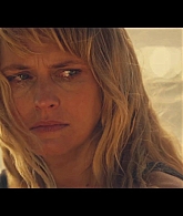 adoringteresap_thefamilynextdoor_1x06_caps_0593.jpg