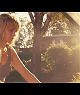 adoringteresap_thefamilynextdoor_1x06_caps_0634.jpg