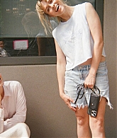 adoringteresap_thefamilynextdoor_bts_8.jpg